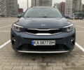 Синий Киа Stonic, объемом двигателя 1.37 л и пробегом 95 тыс. км за 18300 $, фото 2 на Automoto.ua