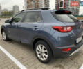 Синий Киа Stonic, объемом двигателя 1.37 л и пробегом 95 тыс. км за 18300 $, фото 7 на Automoto.ua