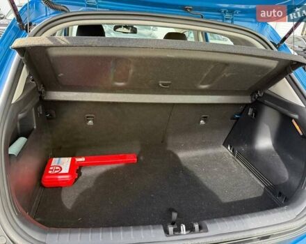 Киа Stonic 2020 в Одессе на Automoto.ua Синий Киа Stonic, объемом двигателя 1.37 л и пробегом 12 тыс. км за 18881 $, фото 14 на Automoto.ua