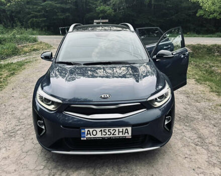 Синій Кіа Stonic, об'ємом двигуна 1.37 л та пробігом 18 тис. км за 20000 $, фото 1 на Automoto.ua