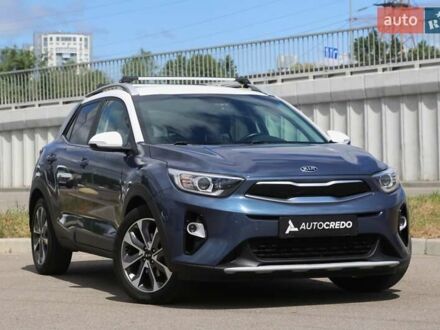 Киа Stonic 2020 в Киеве на Automoto.ua Синий Киа Stonic, объемом двигателя 1.37 л и пробегом 101 тыс. км за 16900 $, фото 1 на Automoto.ua