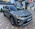 Зеленый Киа Stonic, объемом двигателя 1.37 л и пробегом 117 тыс. км за 11950 $, фото 20 на Automoto.ua