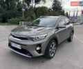 Зеленый Киа Stonic, объемом двигателя 1.37 л и пробегом 117 тыс. км за 12750 $, фото 3 на Automoto.ua