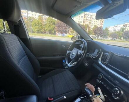 Зеленый Киа Stonic, объемом двигателя 1.37 л и пробегом 86 тыс. км за 16500 $, фото 5 на Automoto.ua