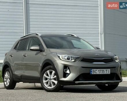 Зелений Кіа Stonic, об'ємом двигуна 1.4 л та пробігом 86 тис. км за 16800 $, фото 1 на Automoto.ua