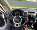 Белый Киа Венга, объемом двигателя 1.6 л и пробегом 209 тыс. км за 5100 $, фото 10 на Automoto.ua