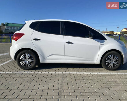 Белый Киа Венга, объемом двигателя 1.4 л и пробегом 217 тыс. км за 5700 $, фото 18 на Automoto.ua