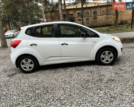 Білий Кіа Венга, об'ємом двигуна 1.4 л та пробігом 176 тис. км за 5400 $, фото 8 на Automoto.ua