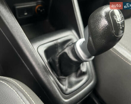 Білий Кіа Венга, об'ємом двигуна 1.4 л та пробігом 176 тис. км за 5400 $, фото 51 на Automoto.ua
