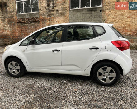 Білий Кіа Венга, об'ємом двигуна 1.4 л та пробігом 176 тис. км за 5400 $, фото 18 на Automoto.ua