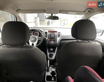 Білий Кіа Венга, об'ємом двигуна 1.4 л та пробігом 175 тис. км за 6300 $, фото 30 на Automoto.ua