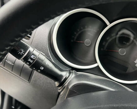 Білий Кіа Венга, об'ємом двигуна 1.4 л та пробігом 176 тис. км за 5400 $, фото 45 на Automoto.ua