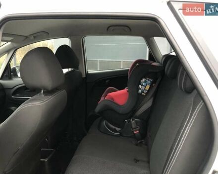 Білий Кіа Венга, об'ємом двигуна 1.4 л та пробігом 175 тис. км за 6300 $, фото 26 на Automoto.ua