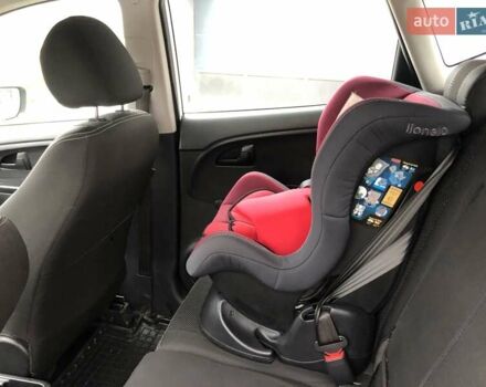 Білий Кіа Венга, об'ємом двигуна 1.4 л та пробігом 175 тис. км за 6300 $, фото 28 на Automoto.ua