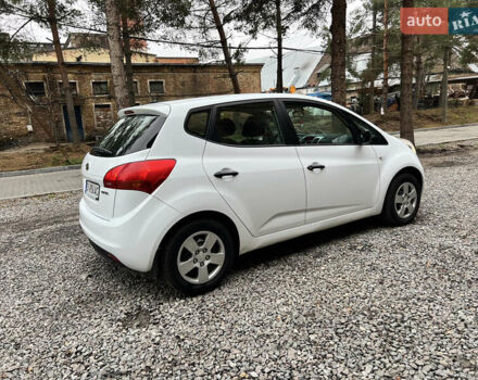 Білий Кіа Венга, об'ємом двигуна 1.4 л та пробігом 176 тис. км за 5400 $, фото 10 на Automoto.ua