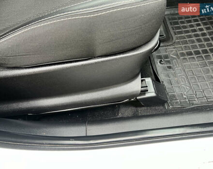 Білий Кіа Венга, об'ємом двигуна 1.4 л та пробігом 176 тис. км за 5400 $, фото 32 на Automoto.ua