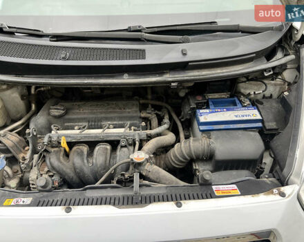 Білий Кіа Венга, об'ємом двигуна 1.4 л та пробігом 176 тис. км за 5400 $, фото 55 на Automoto.ua