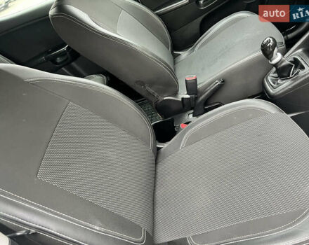 Білий Кіа Венга, об'ємом двигуна 1.4 л та пробігом 176 тис. км за 5400 $, фото 31 на Automoto.ua