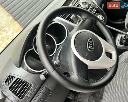 Білий Кіа Венга, об'ємом двигуна 1.4 л та пробігом 176 тис. км за 5400 $, фото 44 на Automoto.ua