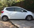 Білий Кіа Венга, об'ємом двигуна 1.4 л та пробігом 180 тис. км за 7500 $, фото 7 на Automoto.ua
