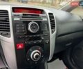 Белый Киа Венга, объемом двигателя 1.4 л и пробегом 260 тыс. км за 4990 $, фото 19 на Automoto.ua