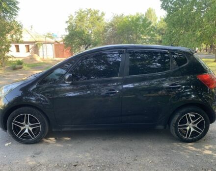 Черный Киа Венга, объемом двигателя 1.6 л и пробегом 400 тыс. км за 6500 $, фото 3 на Automoto.ua