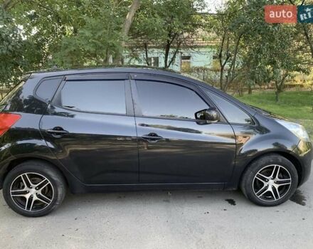 Кіа Венга 2010 у Миколаєві на Automoto.ua Чорний Кіа Венга, об'ємом двигуна 1.6 л та пробігом 400 тис. км за 6800 $, фото 3 на Automoto.ua