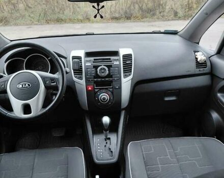 Красный Киа Венга, объемом двигателя 1.59 л и пробегом 108 тыс. км за 7700 $, фото 21 на Automoto.ua
