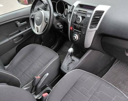 Красный Киа Венга, объемом двигателя 1.59 л и пробегом 108 тыс. км за 7700 $, фото 23 на Automoto.ua