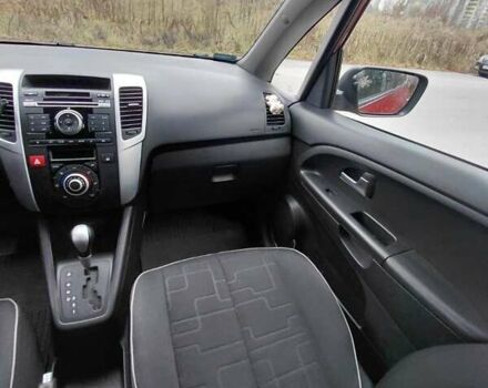 Красный Киа Венга, объемом двигателя 1.59 л и пробегом 108 тыс. км за 7700 $, фото 20 на Automoto.ua