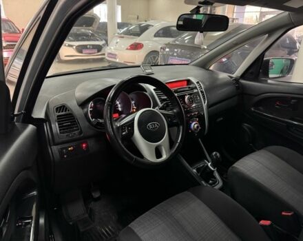 Серый Киа Венга, объемом двигателя 1.4 л и пробегом 139 тыс. км за 5900 $, фото 9 на Automoto.ua