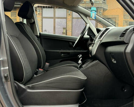 Сірий Кіа Венга, об'ємом двигуна 1.4 л та пробігом 157 тис. км за 6900 $, фото 23 на Automoto.ua