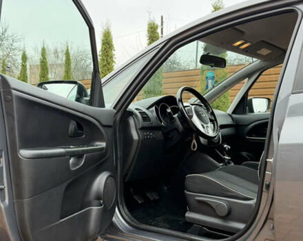 Сірий Кіа Венга, об'ємом двигуна 1.4 л та пробігом 157 тис. км за 6900 $, фото 18 на Automoto.ua