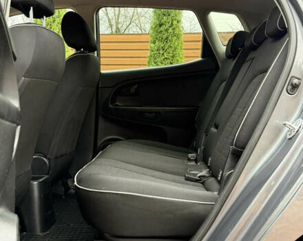 Сірий Кіа Венга, об'ємом двигуна 1.4 л та пробігом 157 тис. км за 6900 $, фото 21 на Automoto.ua