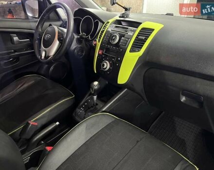 Серый Киа Венга, объемом двигателя 1.59 л и пробегом 209 тыс. км за 7800 $, фото 4 на Automoto.ua