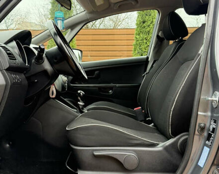 Сірий Кіа Венга, об'ємом двигуна 1.4 л та пробігом 157 тис. км за 6900 $, фото 19 на Automoto.ua