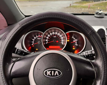 Серый Киа Венга, объемом двигателя 1.4 л и пробегом 314 тыс. км за 6400 $, фото 5 на Automoto.ua