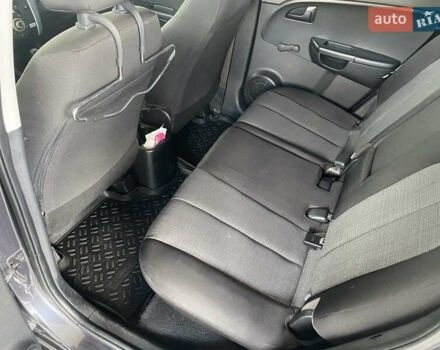 Сірий Кіа Венга, об'ємом двигуна 1.4 л та пробігом 132 тис. км за 8300 $, фото 22 на Automoto.ua