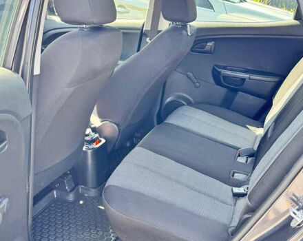 Сірий Кіа Венга, об'ємом двигуна 1.4 л та пробігом 95 тис. км за 6700 $, фото 7 на Automoto.ua
