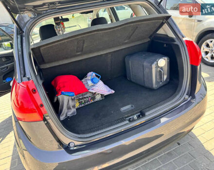 Сірий Кіа Венга, об'ємом двигуна 1.4 л та пробігом 95 тис. км за 6700 $, фото 6 на Automoto.ua