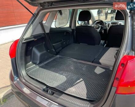 Серый Киа Венга, объемом двигателя 1.4 л и пробегом 79 тыс. км за 6900 $, фото 21 на Automoto.ua