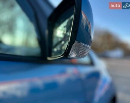 Синій Кіа Венга, об'ємом двигуна 1.6 л та пробігом 210 тис. км за 6990 $, фото 14 на Automoto.ua