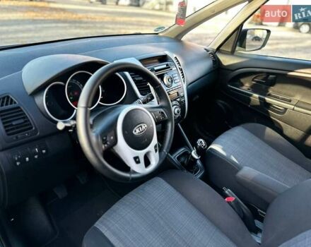 Синий Киа Венга, объемом двигателя 1.6 л и пробегом 210 тыс. км за 6990 $, фото 29 на Automoto.ua