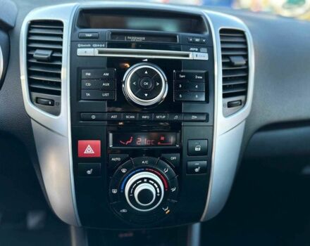 Синий Киа Венга, объемом двигателя 1.6 л и пробегом 210 тыс. км за 6990 $, фото 19 на Automoto.ua