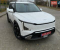 Белый Киа EV5, объемом двигателя 0 л и пробегом 28 тыс. км за 24999 $, фото 2 на Automoto.ua