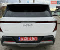 Белый Киа EV5, объемом двигателя 0 л и пробегом 28 тыс. км за 24999 $, фото 26 на Automoto.ua