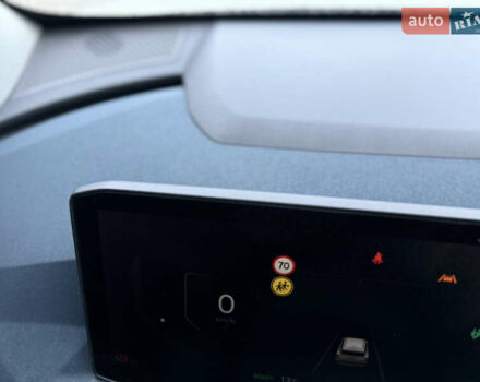 Белый Киа EV5, объемом двигателя 0 л и пробегом 28 тыс. км за 24999 $, фото 72 на Automoto.ua