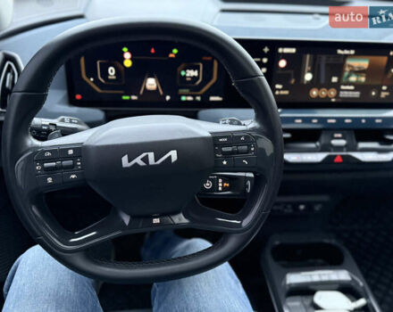 Белый Киа EV5, объемом двигателя 0 л и пробегом 28 тыс. км за 24999 $, фото 73 на Automoto.ua