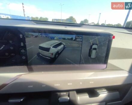 Кіа EV5 2024 у Дніпро (Дніпропетровську) на Automoto.ua Білий Кіа EV5, об'ємом двигуна 0 л та пробігом 4 тис. км за 32300 $, фото 3 на Automoto.ua