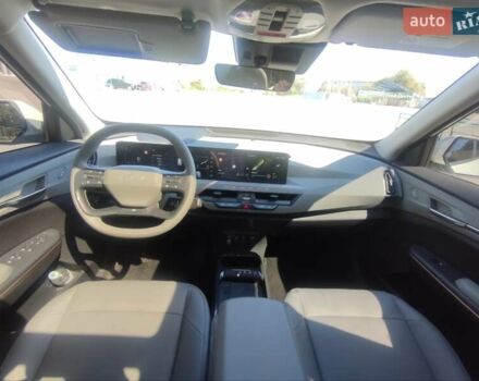 Кіа EV5 2024 у Дніпро (Дніпропетровську) на Automoto.ua Білий Кіа EV5, об'ємом двигуна 0 л та пробігом 4 тис. км за 32300 $, фото 24 на Automoto.ua